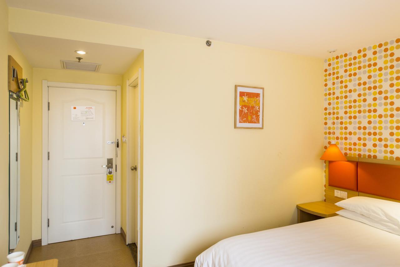 Home Inn Shanghai Railway Station North Square Екстериор снимка
