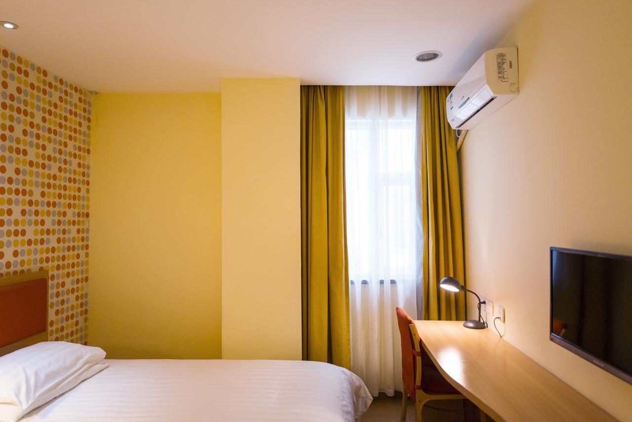 Home Inn Shanghai Railway Station North Square Екстериор снимка