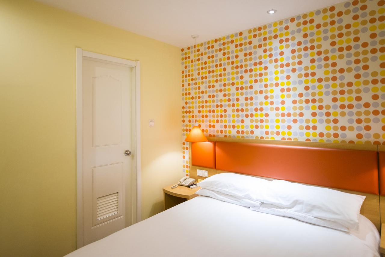 Home Inn Shanghai Railway Station North Square Екстериор снимка